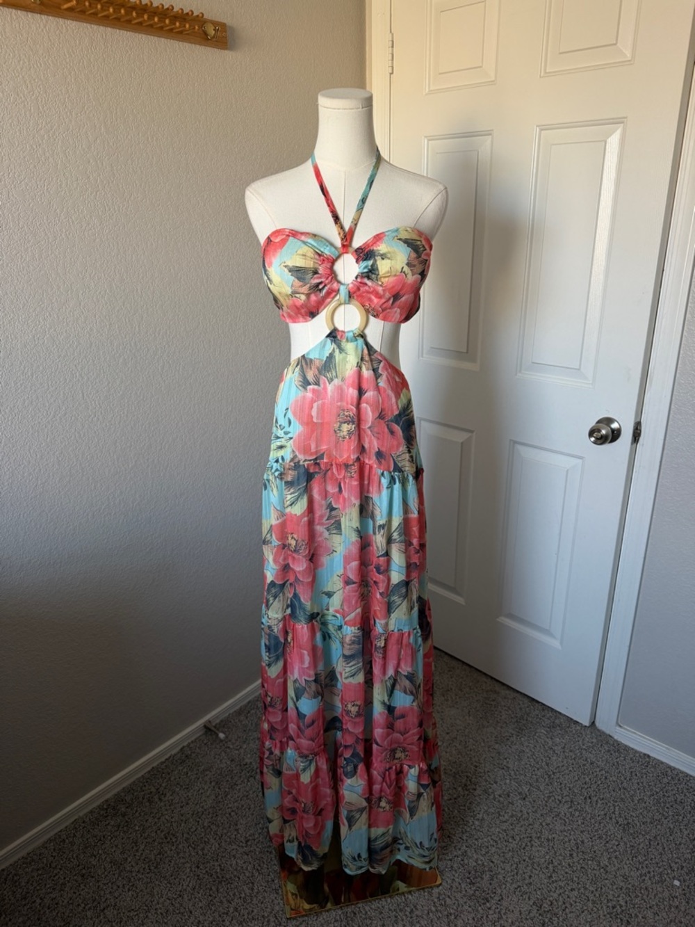 Blithe Los Angeles Coral & Aqua Tropical Maxi Dress - Picture 2 of 6